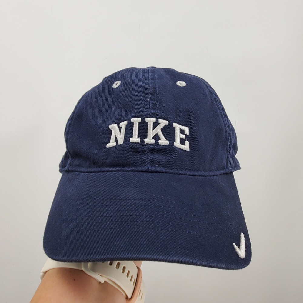 Vintage Nike Heritage 86 Navy Blue Adjustable Cotton Dad Hat Cap 213087-454 Prep